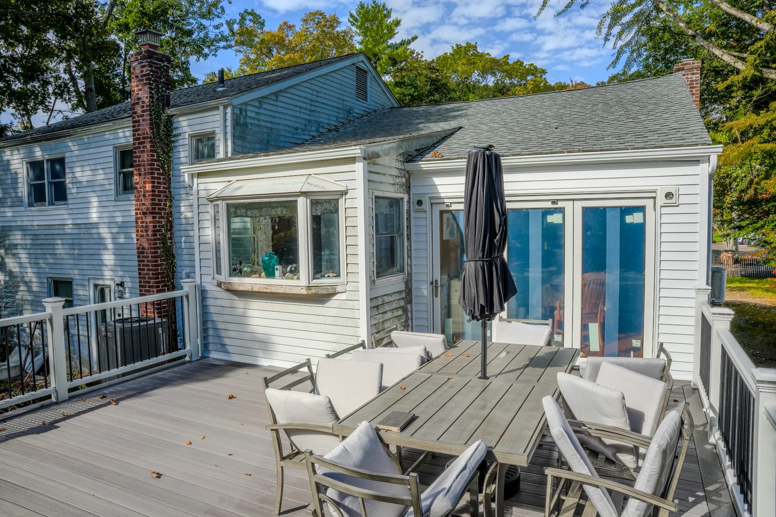 Dining area on the deck off the kitchen